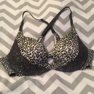 Victoria’s Secret Front Clasp Leopard Push Up